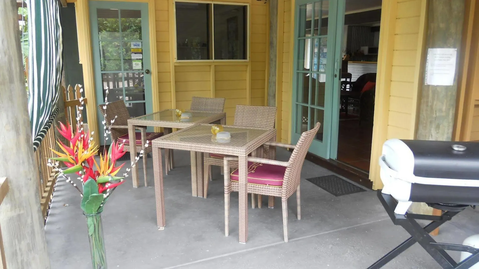 **** Bed & Breakfast Licuala Lodge Mission Beach Australia