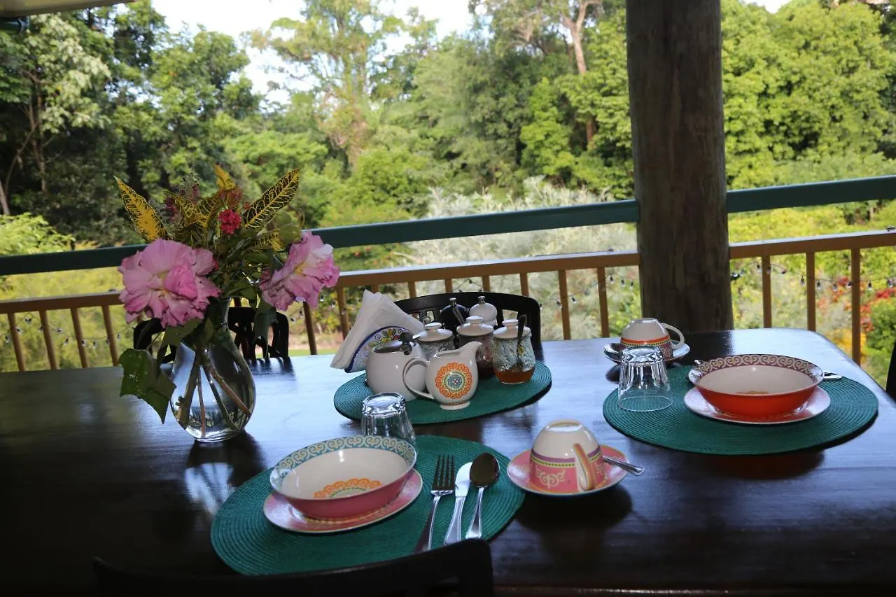 Licuala Lodge Mission Beach Bed & Breakfast